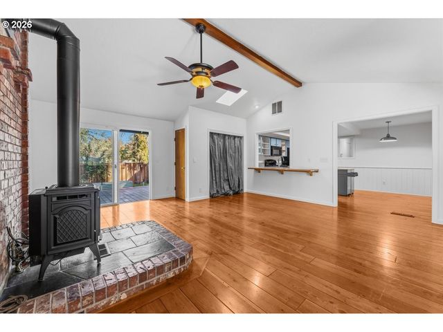 2631 Se CONCORD Rd, Milwaukie, OR 97267
