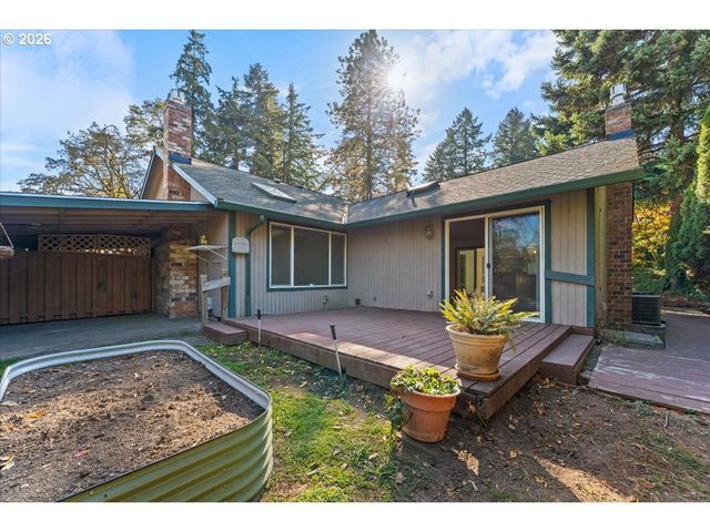 2631 Se CONCORD Rd, Milwaukie, OR 97267