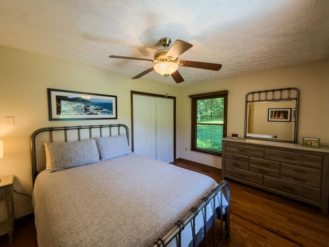 2774 Sasser Road, London, KY 40744