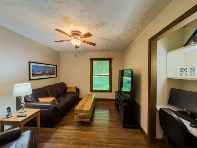 2774 Sasser Road, London, KY 40744