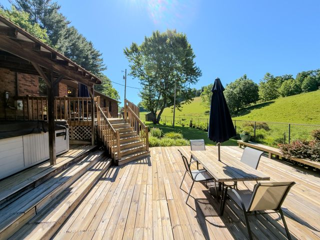 2774 Sasser Road, London, KY 40744