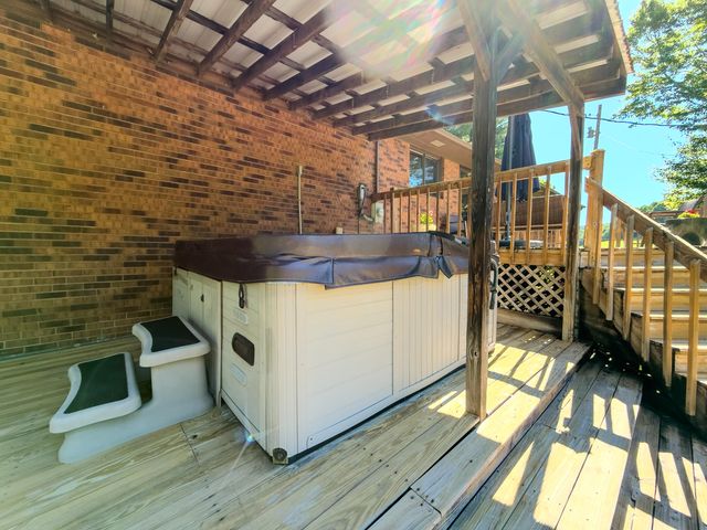 2774 Sasser Road, London, KY 40744