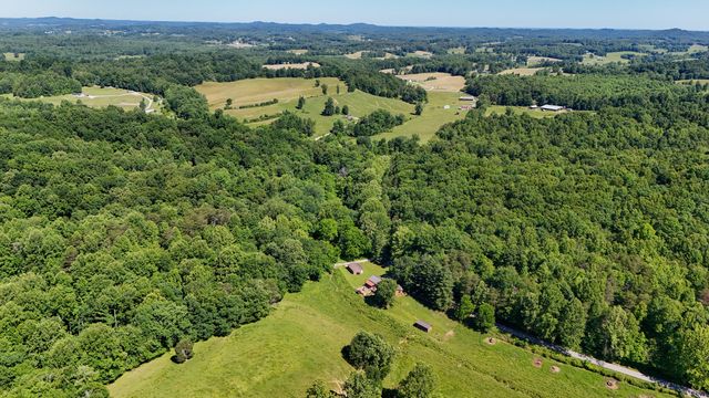 2774 Sasser Road, London, KY 40744