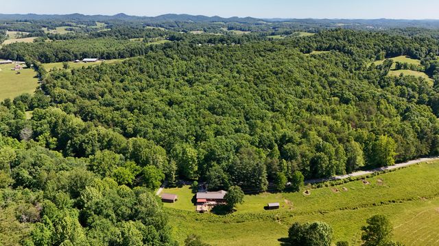 2774 Sasser Road, London, KY 40744