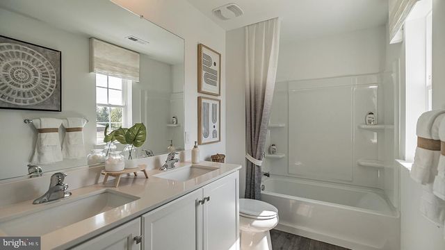 312 MONTEREY DR, Egg Harbor Township, NJ 08234