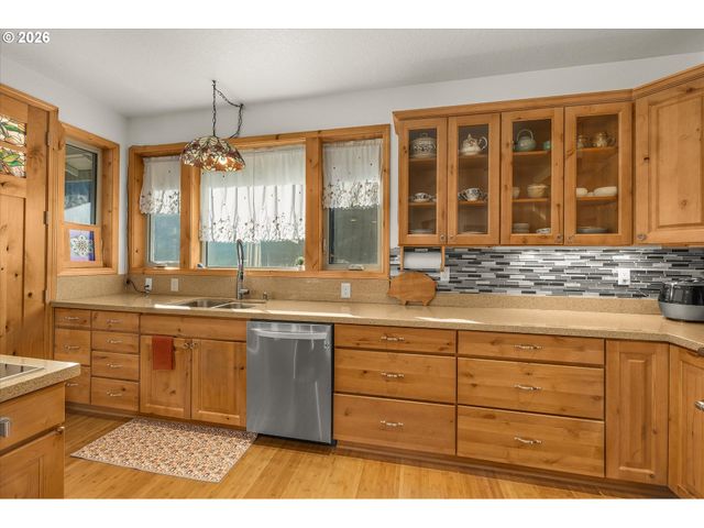 52135 E TERRA FERN Dr, Sandy, OR 97055