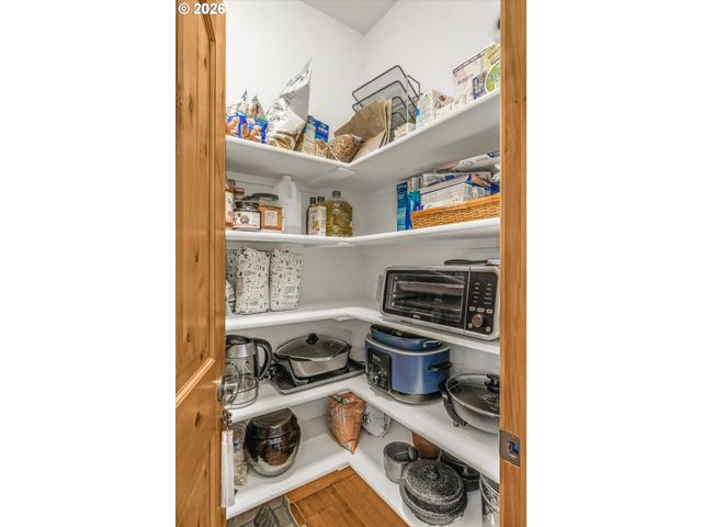 52135 E TERRA FERN Dr, Sandy, OR 97055