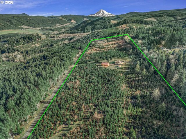 52135 E TERRA FERN Dr, Sandy, OR 97055