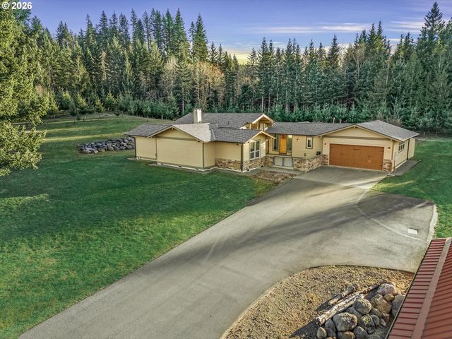 52135 E TERRA FERN Dr, Sandy, OR 97055