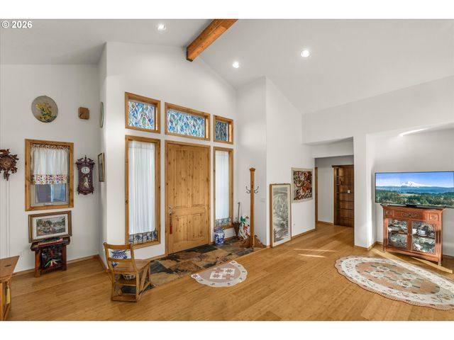52135 E TERRA FERN Dr, Sandy, OR 97055