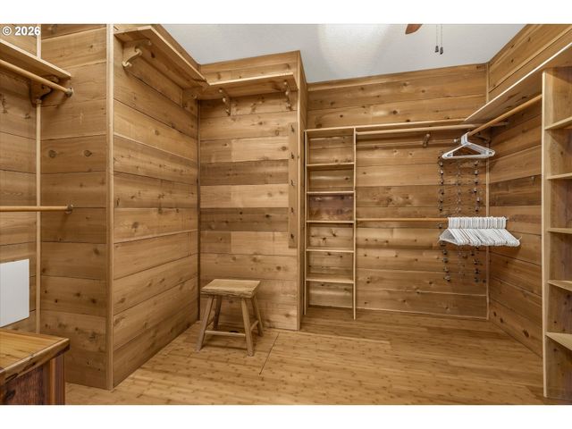 52135 E TERRA FERN Dr, Sandy, OR 97055