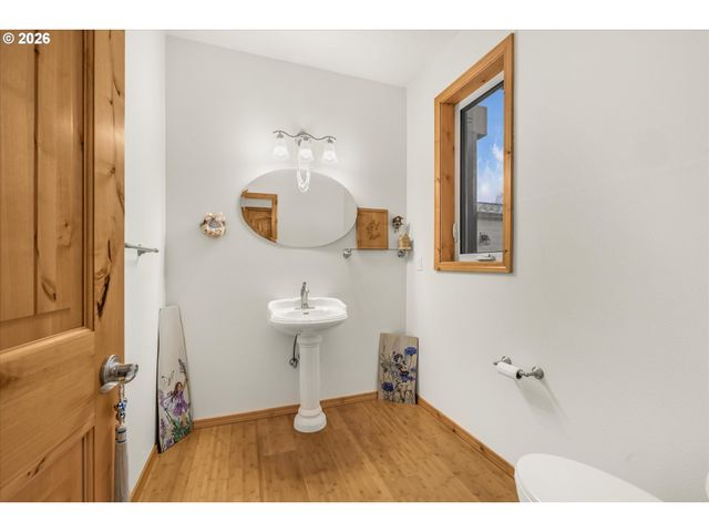 52135 E TERRA FERN Dr, Sandy, OR 97055