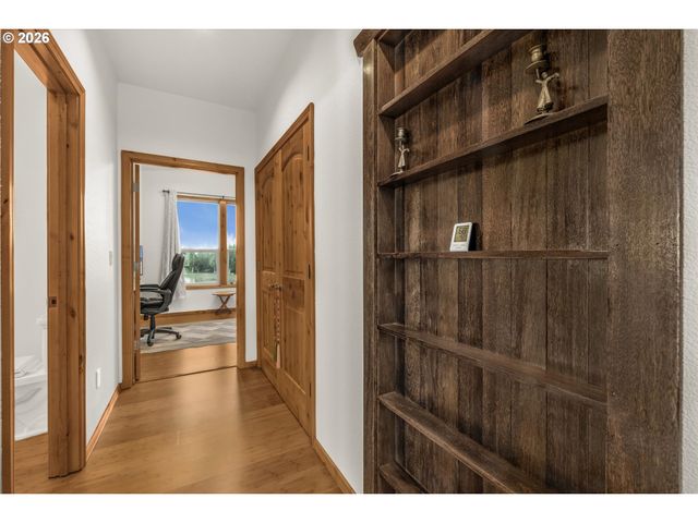 52135 E TERRA FERN Dr, Sandy, OR 97055