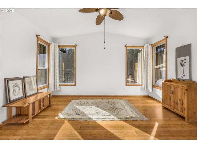 52135 E TERRA FERN Dr, Sandy, OR 97055