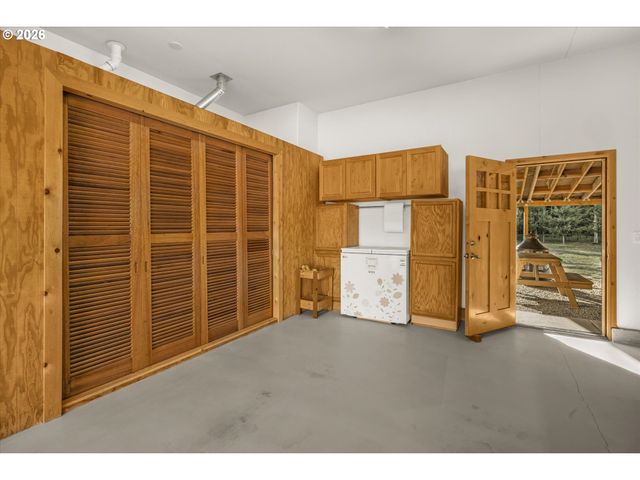 52135 E TERRA FERN Dr, Sandy, OR 97055
