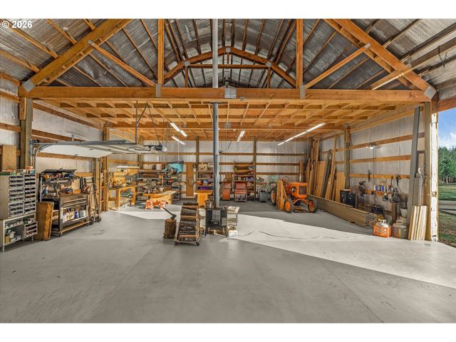 52135 E TERRA FERN Dr, Sandy, OR 97055