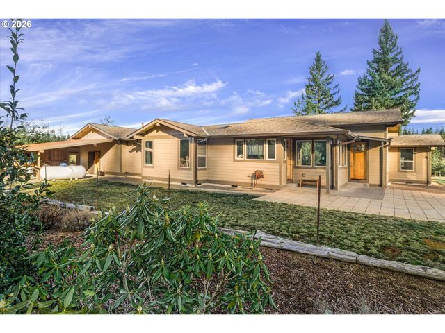 52135 E TERRA FERN Dr, Sandy, OR 97055