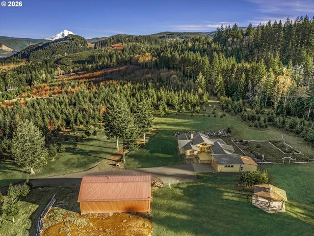 52135 E TERRA FERN Dr, Sandy, OR 97055