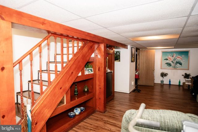 733 EGGLESTON, Sharon Hill, PA 19079