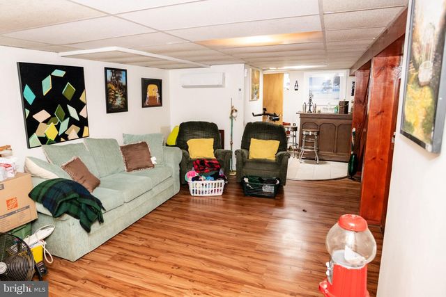 733 EGGLESTON, Sharon Hill, PA 19079