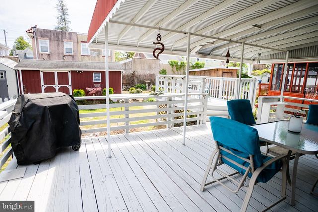 733 EGGLESTON, Sharon Hill, PA 19079