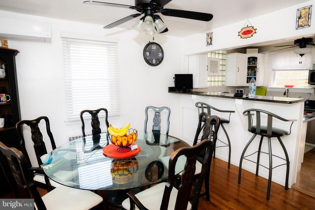 733 EGGLESTON, Sharon Hill, PA 19079