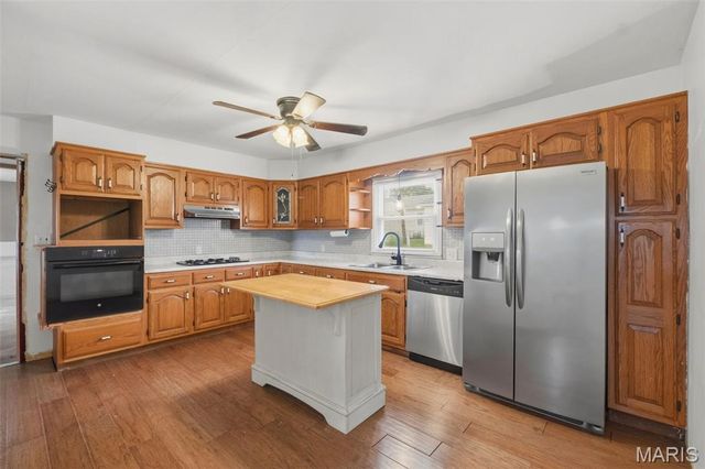 805 Brooksher Drive, Elsberry, MO 63343