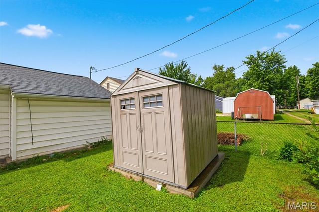 805 Brooksher Drive, Elsberry, MO 63343