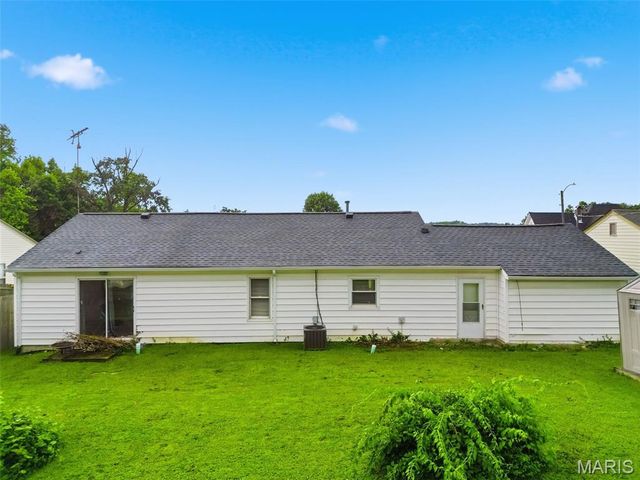 805 Brooksher Drive, Elsberry, MO 63343