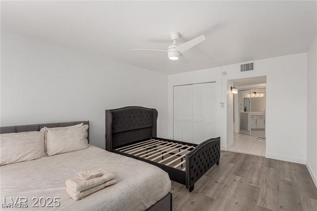 3930 University Center Drive 208, Las Vegas, NV 89119