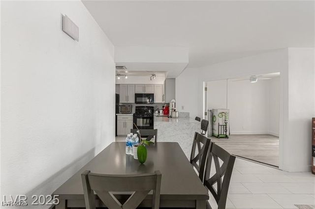 3930 University Center Drive 208, Las Vegas, NV 89119