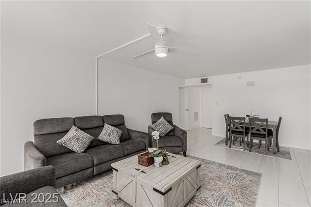 3930 University Center Drive 208, Las Vegas, NV 89119