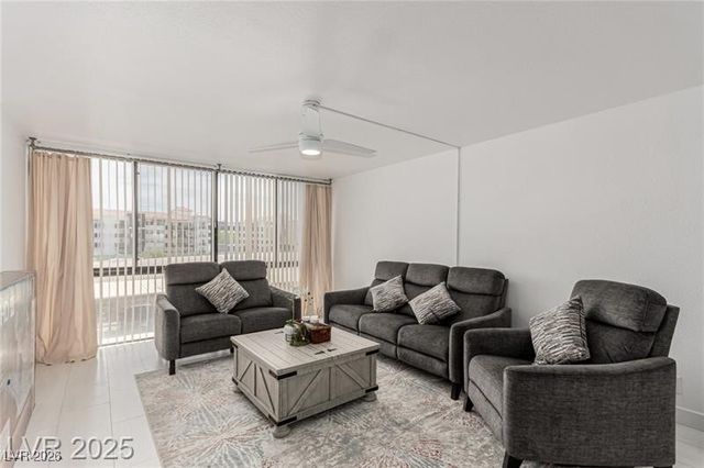 3930 University Center Drive 208, Las Vegas, NV 89119