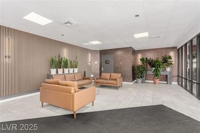 3930 University Center Drive 208, Las Vegas, NV 89119