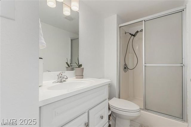 3930 University Center Drive 208, Las Vegas, NV 89119