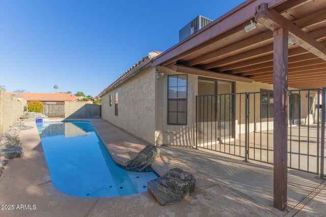 10428 N 53rd Drive, Glendale, AZ 85302