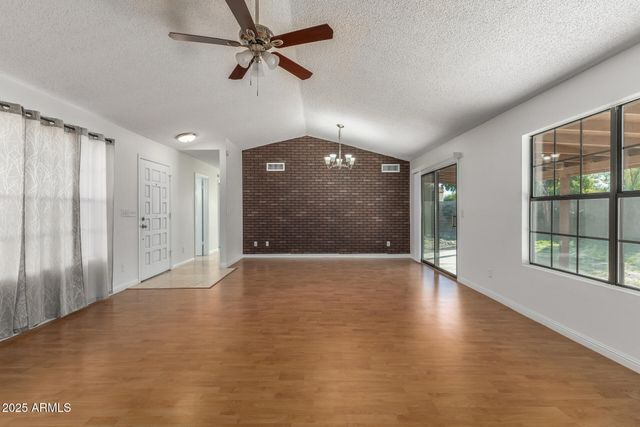 10428 N 53rd Drive, Glendale, AZ 85302