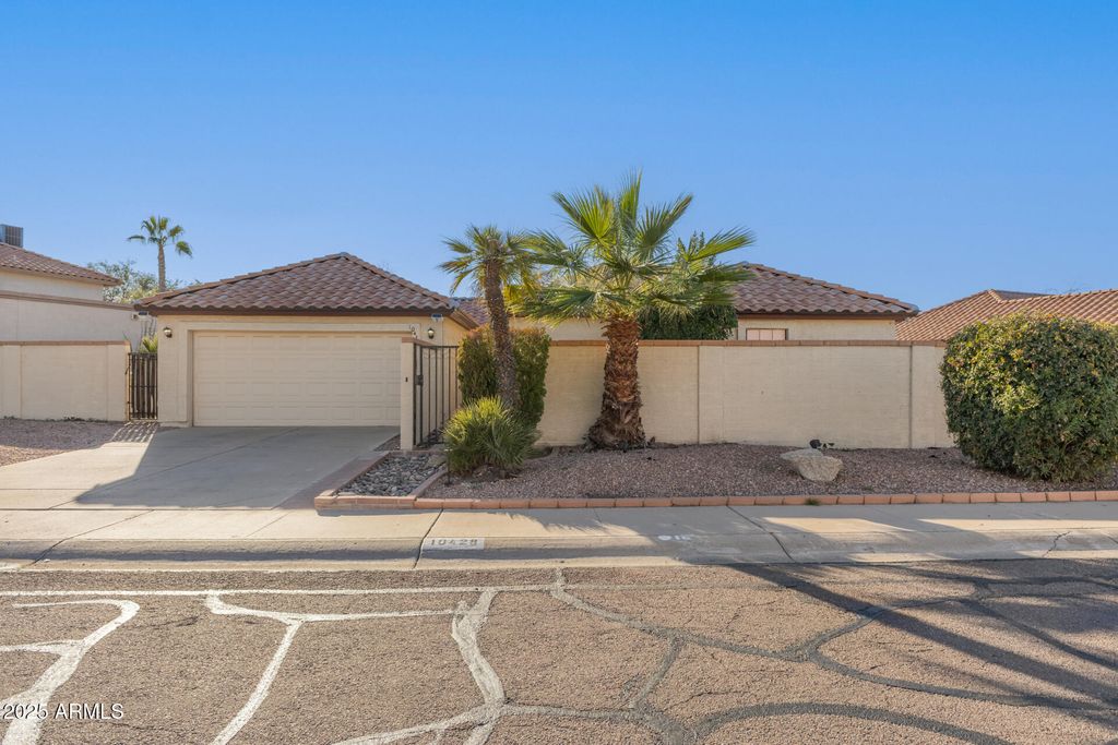 10428 N 53rd Drive, Glendale, AZ 85302
