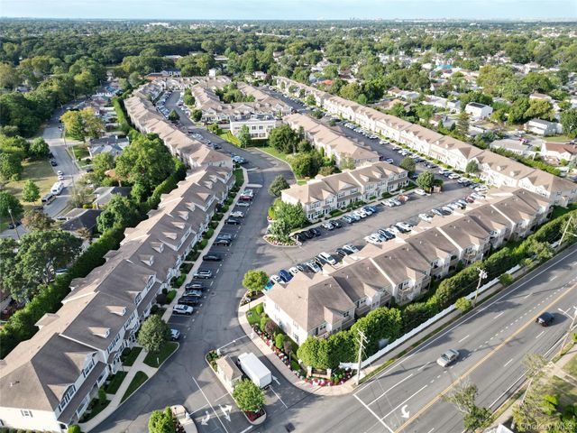 1123 Willow Lane, Valley Stream, NY 11580