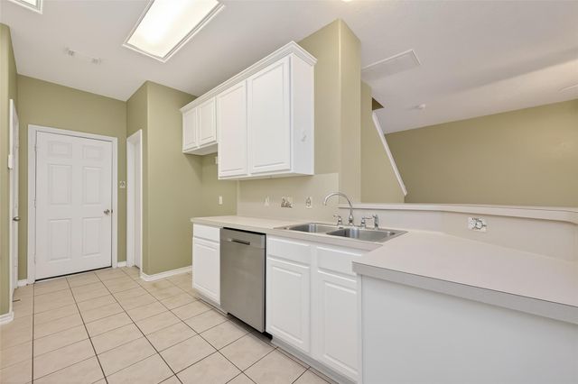 6127 Morningshire Lane, Houston, TX 77084