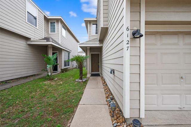 6127 Morningshire Lane, Houston, TX 77084
