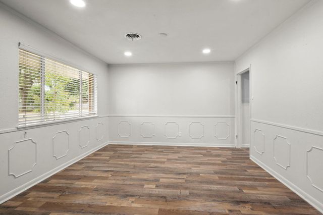 205 Taft Avenue, Cleveland, TX 77327