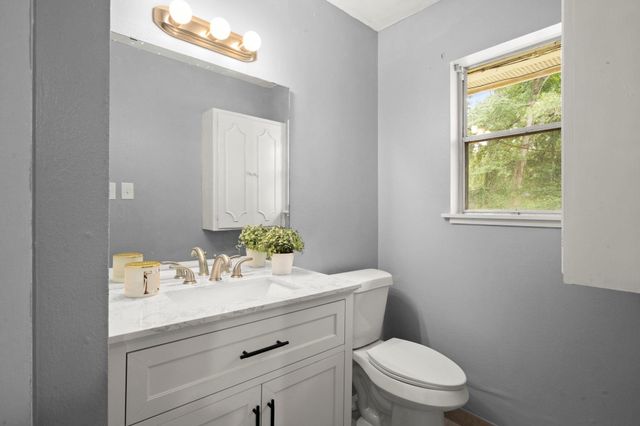 205 Taft Avenue, Cleveland, TX 77327