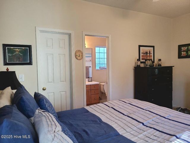 8588 Orchard Loop Road NE, Leland, NC 28451