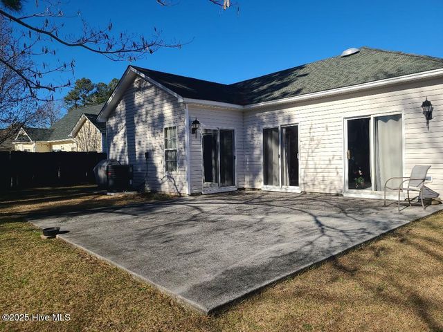 8588 Orchard Loop Road NE, Leland, NC 28451