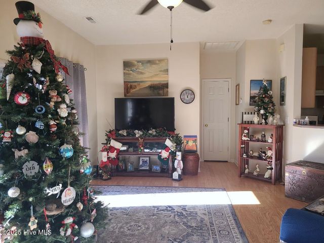 8588 Orchard Loop Road NE, Leland, NC 28451