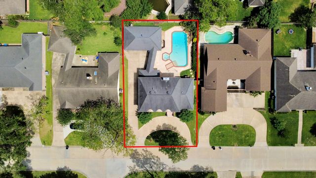 839 Longview Drive, Sugar Land, TX 77478