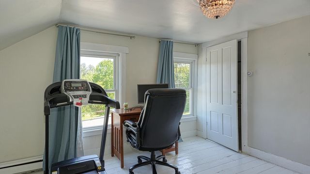 120 High St, Upton, MA 01568