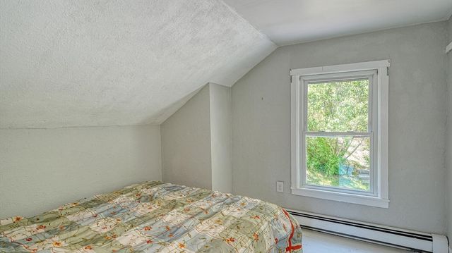 120 High St, Upton, MA 01568