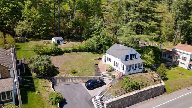 120 High St, Upton, MA 01568